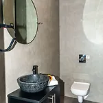Endless Blue Aparthotel
