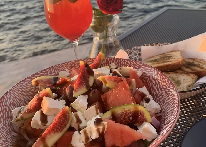 Endless Blue 아파트호텔 하니아