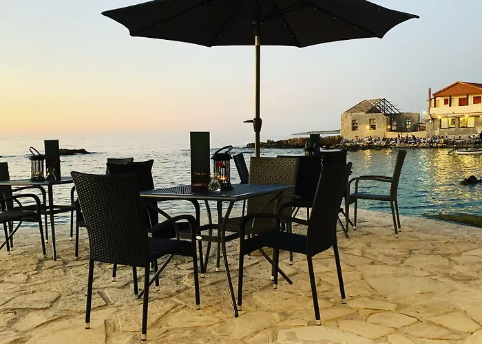 Endless Blue 4* Hanya