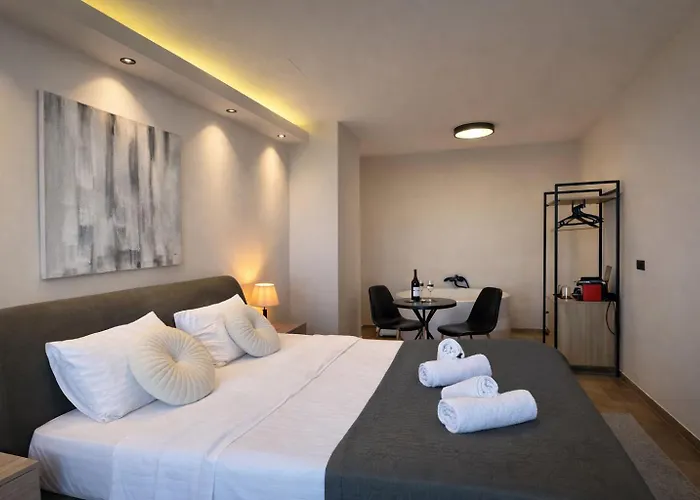 Endless Blue Apart Otel Hanya